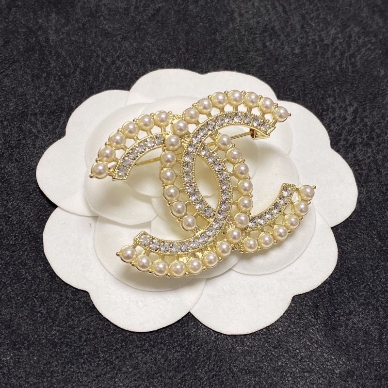 Chanel Brooches - Click Image to Close